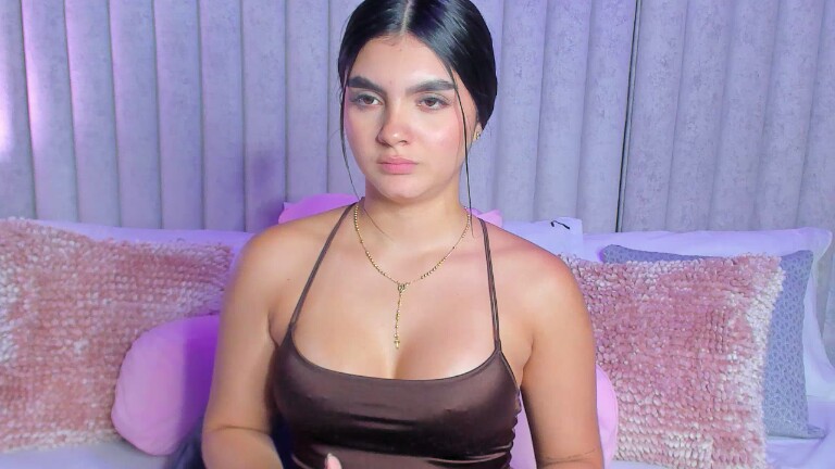 SamiLewis's Streamate show and profile