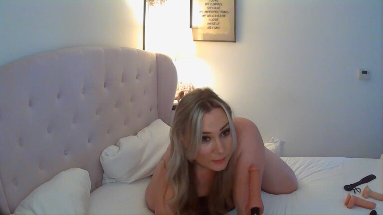 Scarlettsteelexo's Streamate show and profile