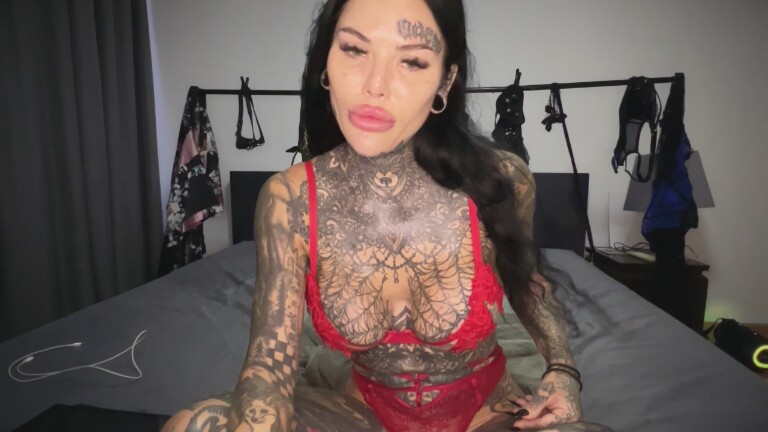 DARKINKEDBABE's Streamate show and profile