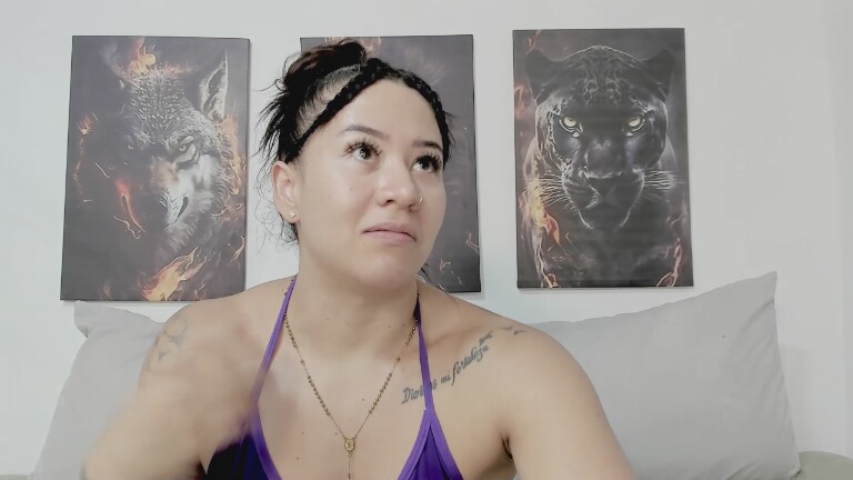 AngelMartins's Streamate show and profile