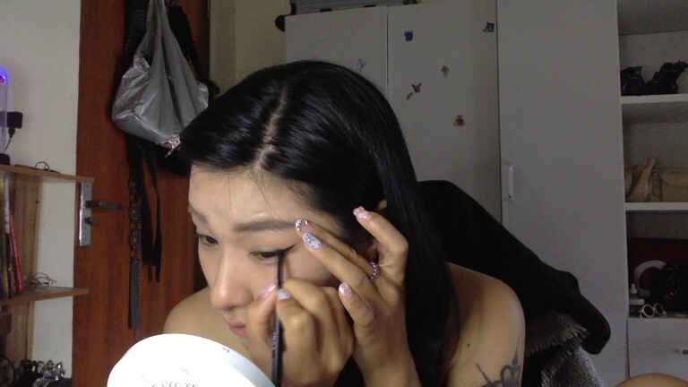 LyLy_94's Streamate show and profile