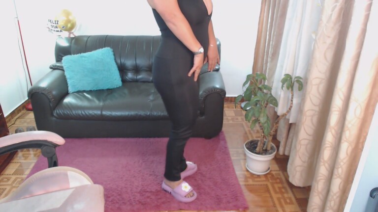 LIZZY49's Streamate show and profile