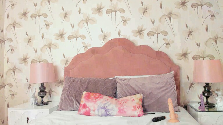 EmmaJacksonn's Streamate show and profile