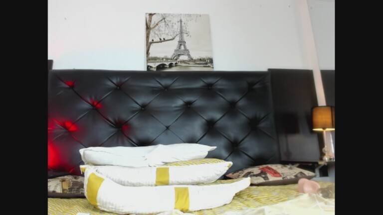 kimberly_marquez's Streamate show and profile