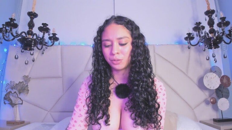 ScarlettFlever's Streamate show and profile