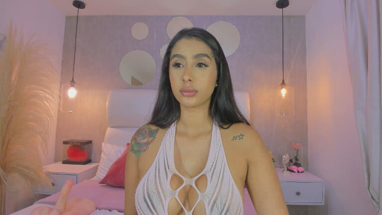 ValeriaMaraj's Streamate show and profile