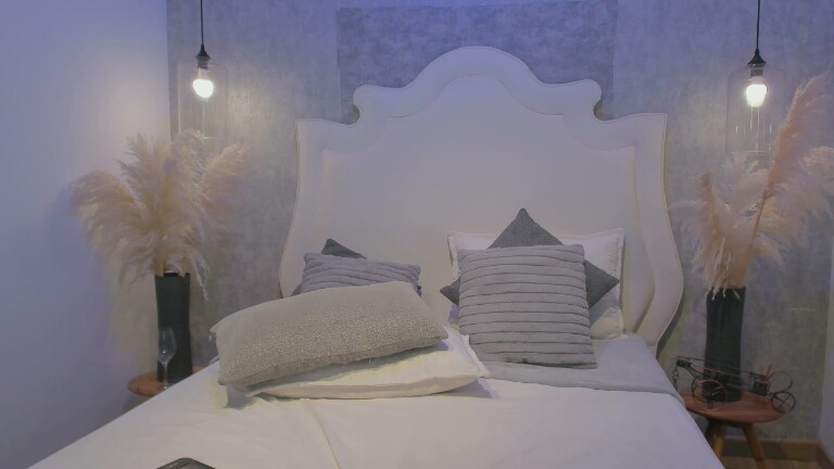 Alisson_Drew's Streamate show and profile