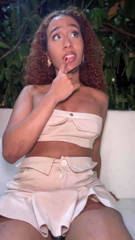 MaiaCox's Streamate show and profile