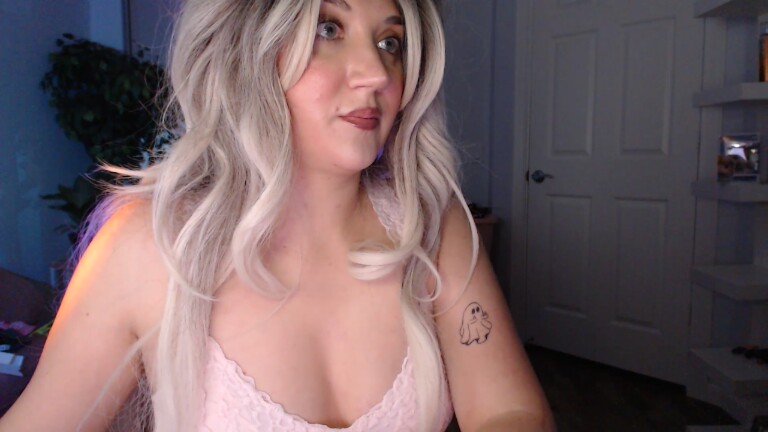 GoddessEmmy's Streamate show and profile