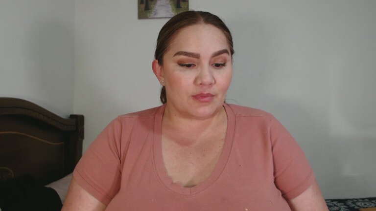 antoniamoreno82's Streamate show and profile