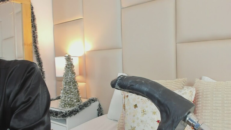 AntoniaRoss's Streamate show and profile