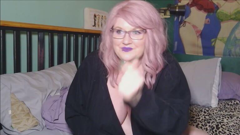 LuxieLuna's Streamate show and profile