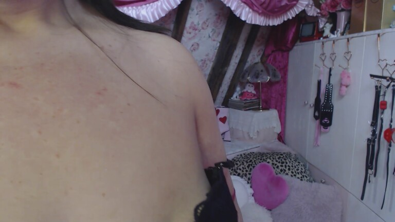 ChristinaCastalia's Streamate show and profile