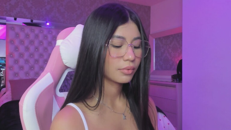 LylaKarl's Streamate show and profile