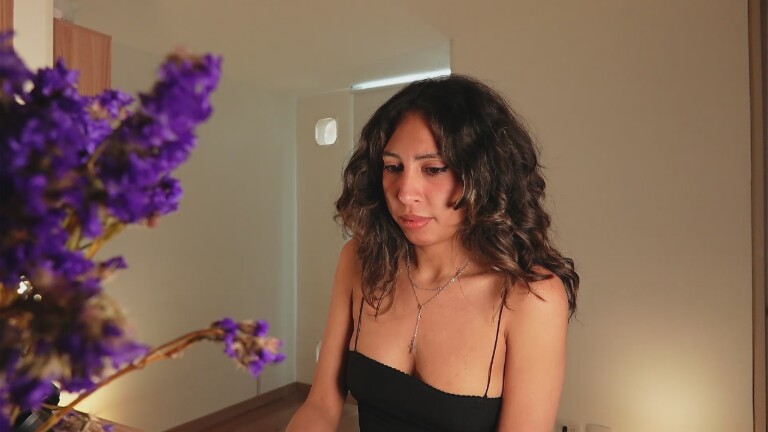 deebborra66's Streamate show and profile