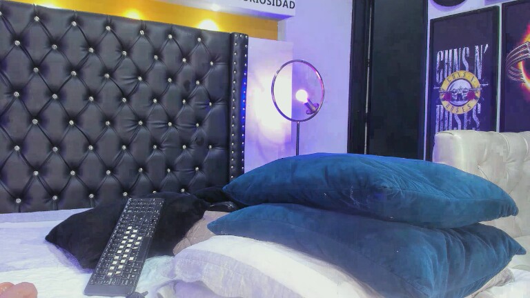 madisson_love's Streamate show and profile