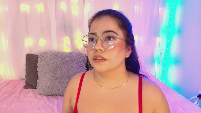 LinaRossie's Streamate show and profile