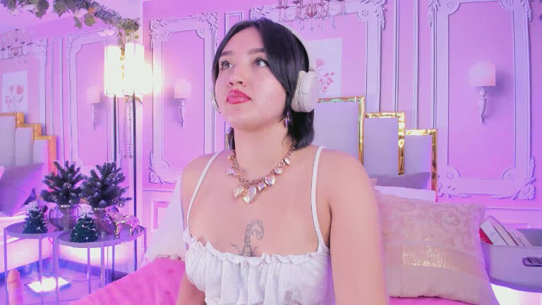 NaraSuarez's Streamate show and profile