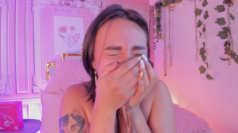 NaraSuarez's Streamate show and profile