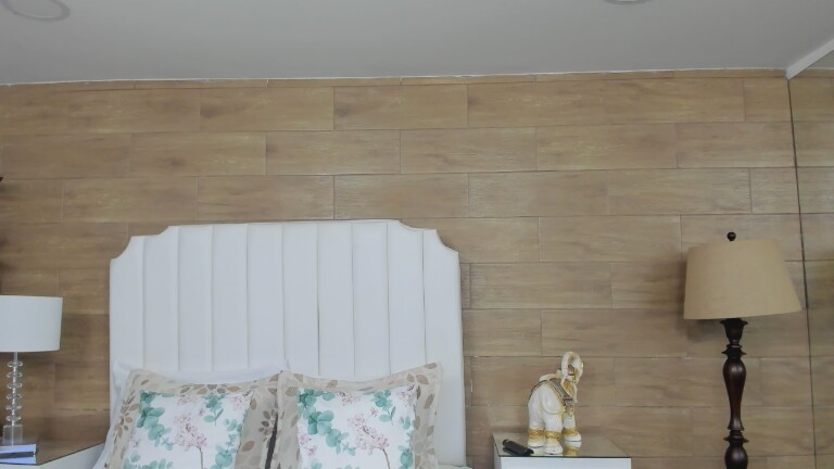 AriaSwan's Streamate show and profile