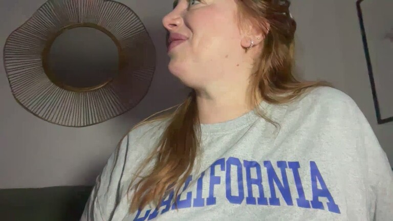 Arielsweetiee's Streamate show and profile