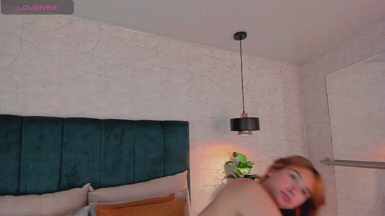 AdeleAnderson's Streamate show and profile