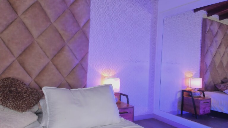 AmberLewiis's Streamate show and profile