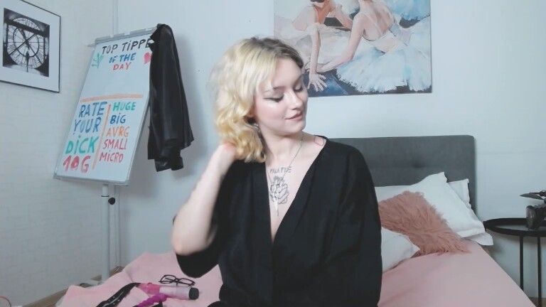 HALSEYx's Streamate show and profile