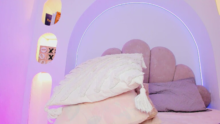 VictoriaPeach19's Streamate show and profile