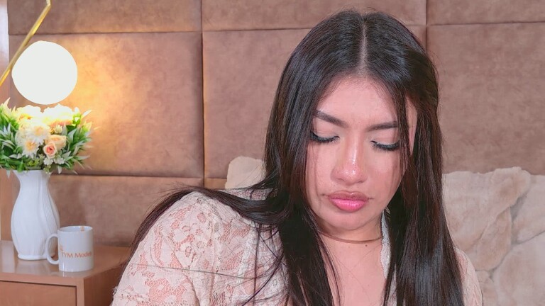 CamilaVoss's Streamate show and profile