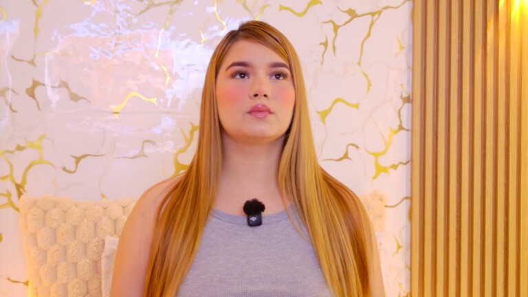 MartinaaRoss's Streamate show and profile