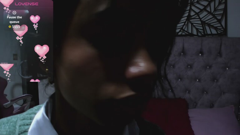 kazumiii's Streamate show and profile