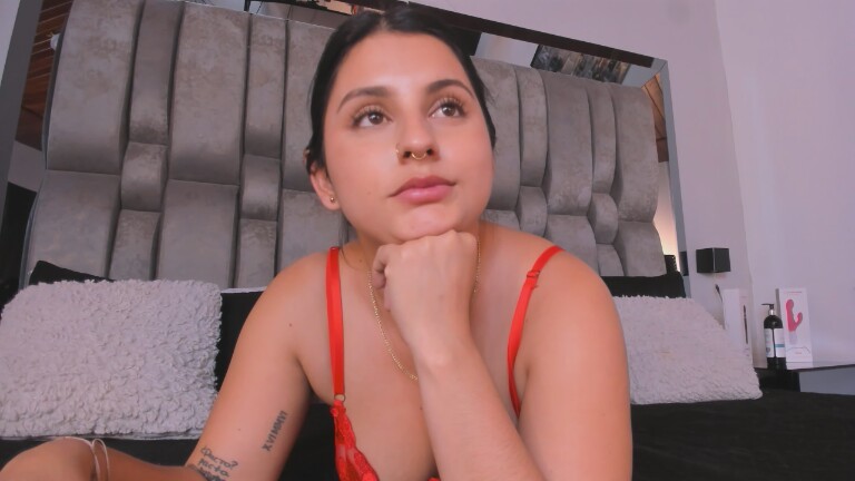 PrincessLuu's Streamate show and profile