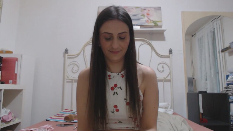 LilyR's Streamate show and profile