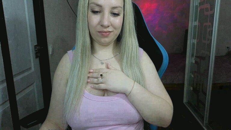 Luna_Gaze's Streamate show and profile