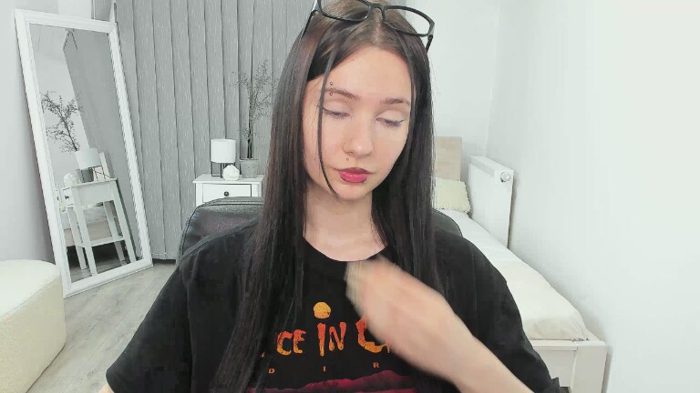 Crelly's Streamate show and profile