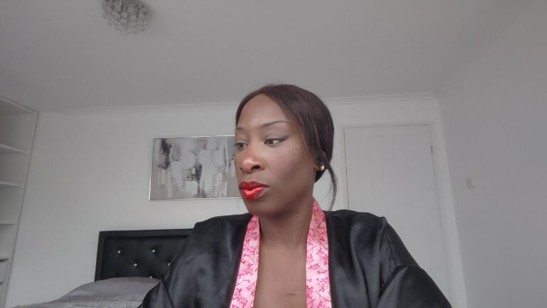 EnglishGoddessDestinyBlack's Streamate show and profile