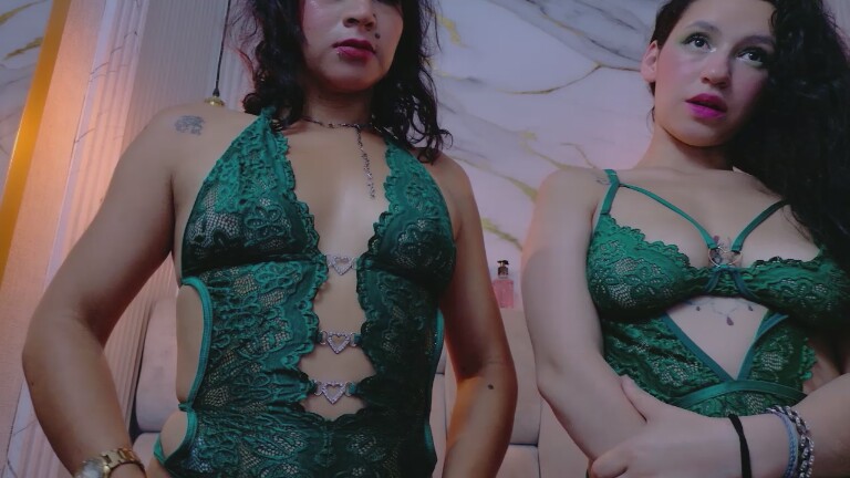 Sofia_Faces's Streamate show and profile