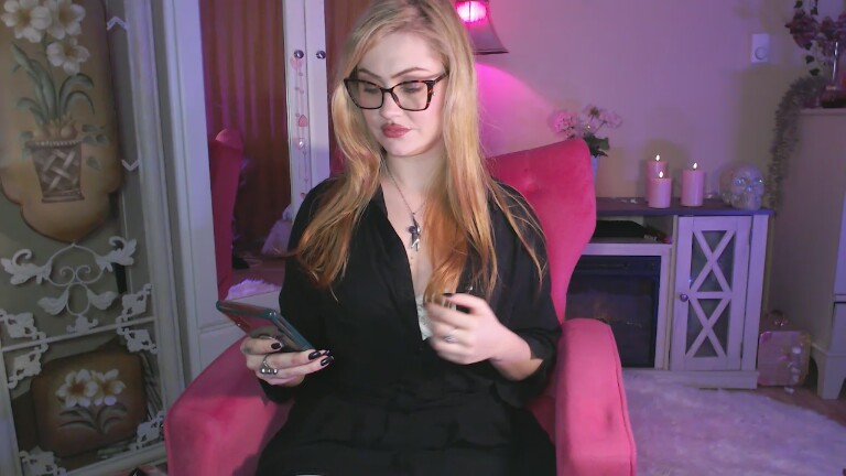 MissHocus's Streamate show and profile