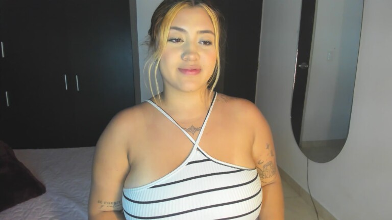 ValenTaylor's Streamate show and profile