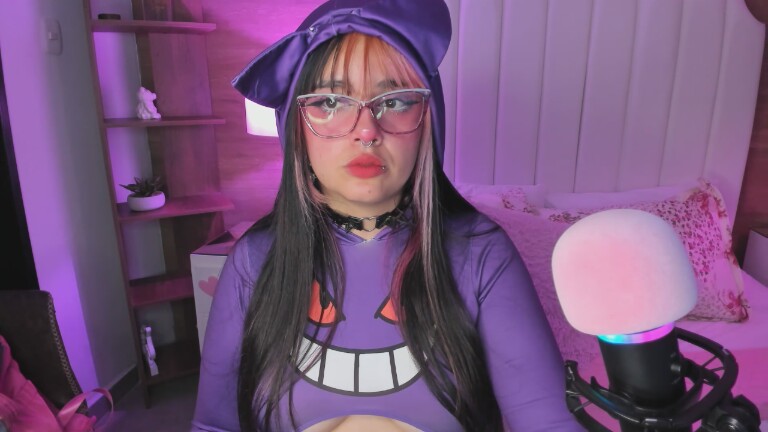 MaddieWaves's Streamate show and profile