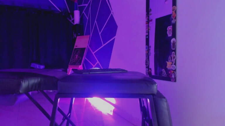 Inkdemon18's Streamate show and profile