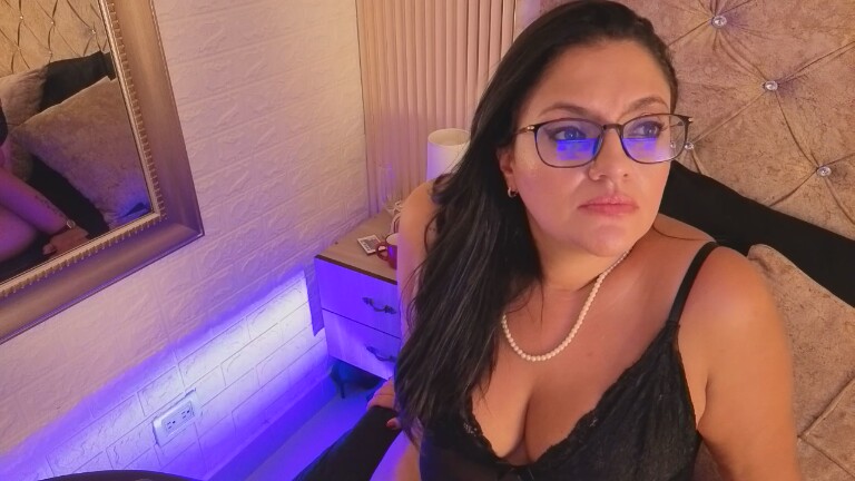 AndreaLopeez's Streamate show and profile