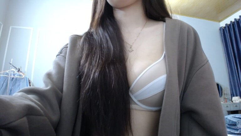 Quynhtrang's Streamate show and profile