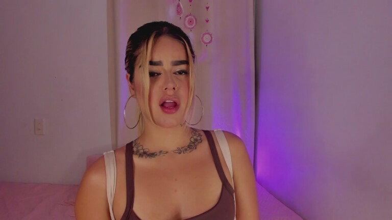 AmyStevenns's Streamate show and profile