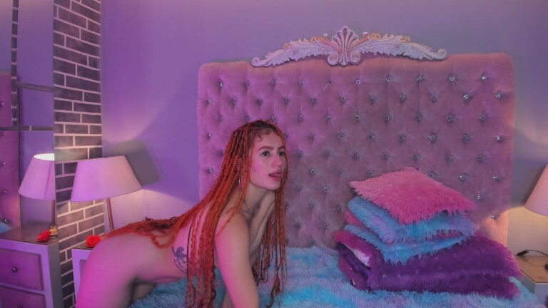 AdelaineBestt's Streamate show and profile