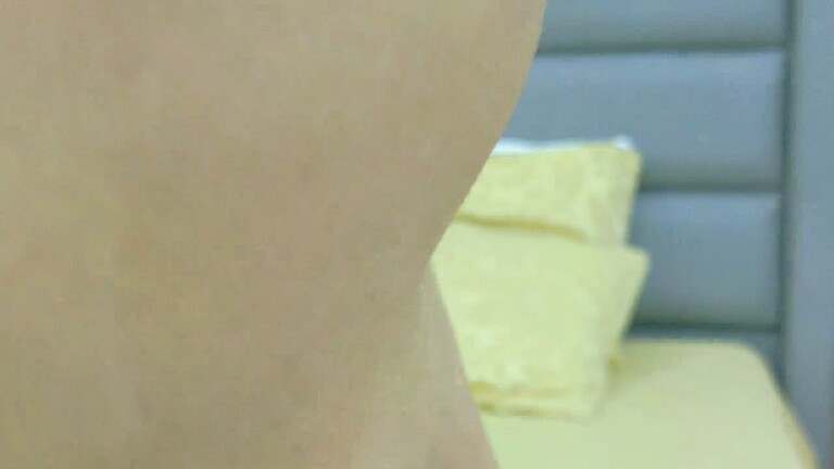 KiraCollins's Streamate show and profile