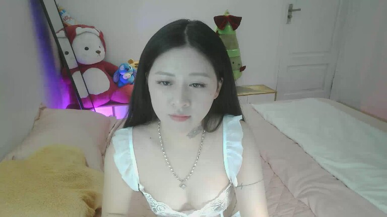 Anne99's Streamate show and profile