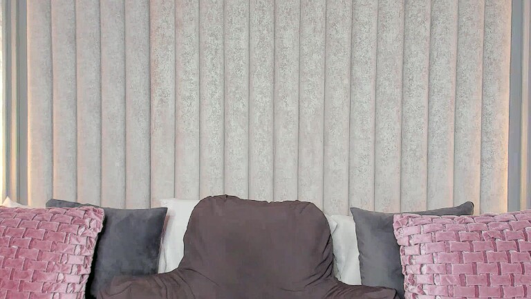 GraceeSwift's Streamate show and profile