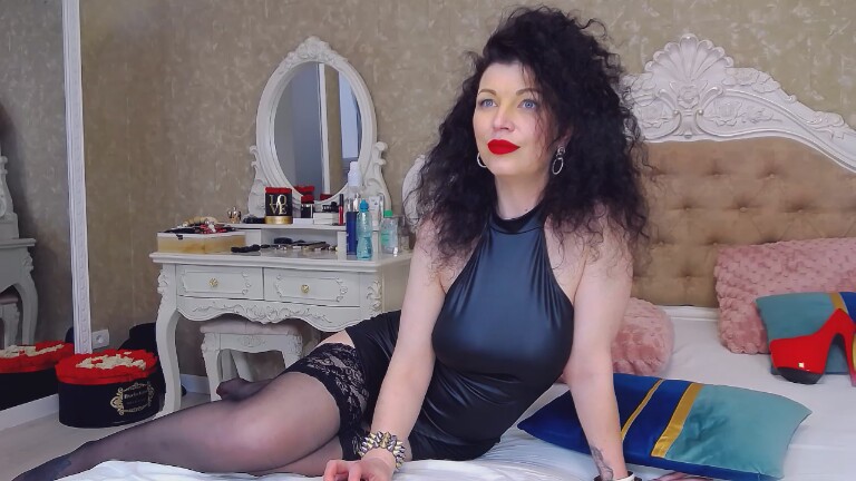 NataliaRed's Streamate show and profile